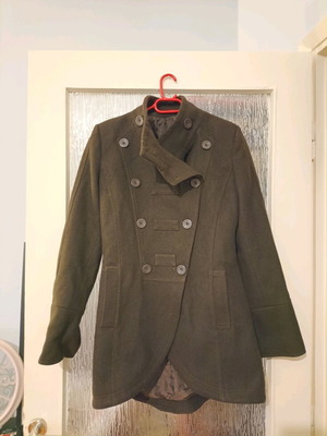 Grama women's coat like new, brown, size S
