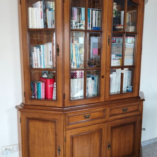 Buffet display cabinet solid wood like new