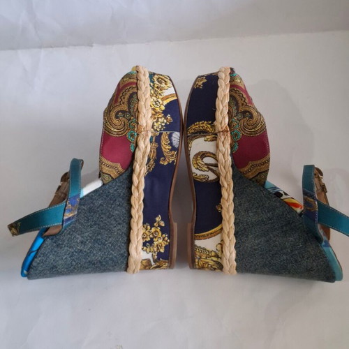 Dolce & Gabbana Multicolor Wedge Sandals 37EU used, printed fabric
