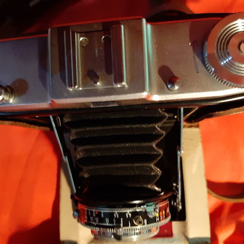 Vintage Zeiss Ikon Nettar folding camera used