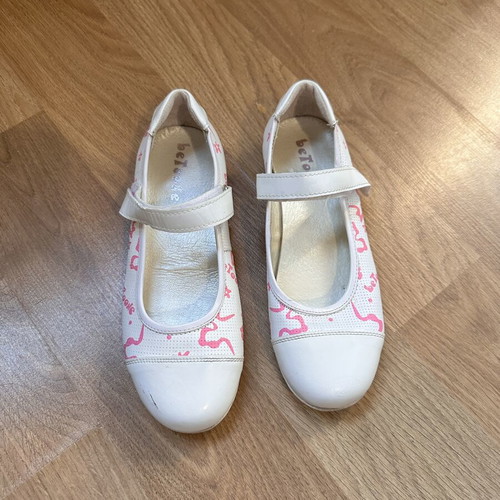 beToone children's ballerina shoes size 34, white and pink