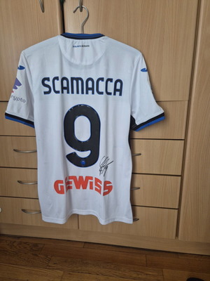 Machworn Atalanta Signed Jersey new with authenticity certification