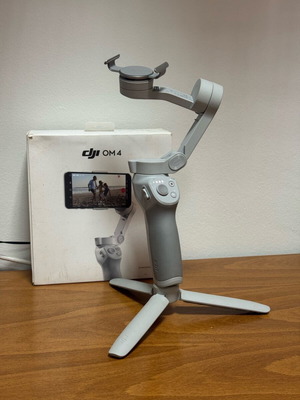 DJI Osmo Mobile 4 like new with all accessories