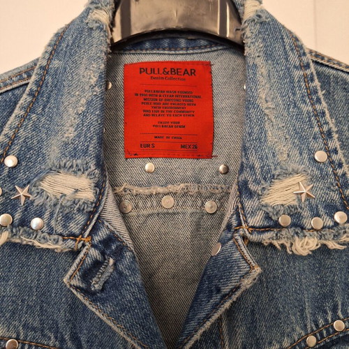 Denim jean vest like new, Pull and Bear, size S