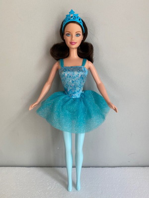 Barbie Princess Collection Ballerina Sleeping Beauty doll 2005 used