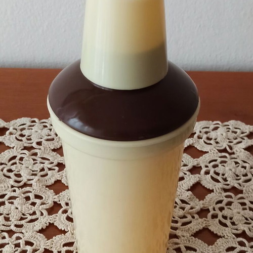 Cocktail shaker plastic beige with brown 1960's vintage new Greek made
