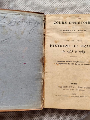 Histoire de France 1909 history book used with engravings and maps