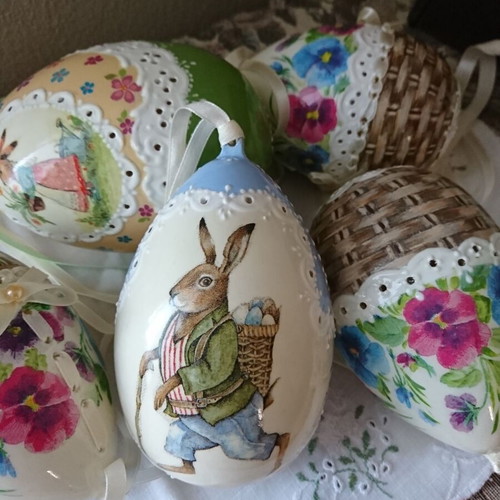 Decorative Easter eggs new, set of 6 plastic with lace imitation