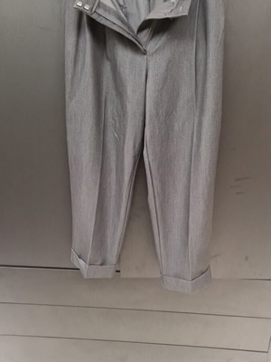 Zara pants gray with elastic and pleats like new