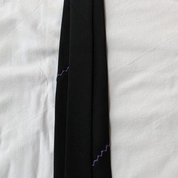 Dkny tie used polyester with lilac embroidery