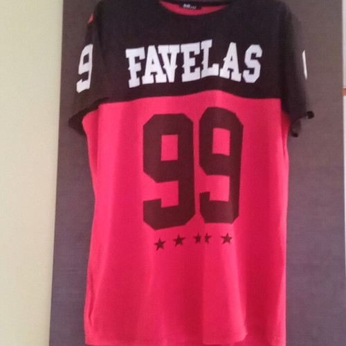 Men's t shirt like new, size S, black and red