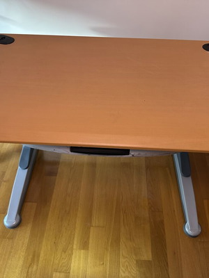Computer desk like new