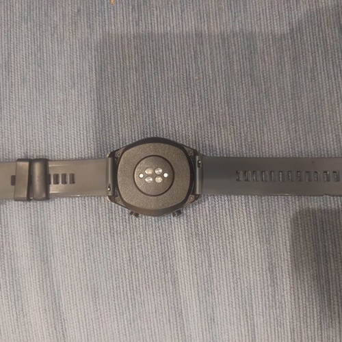 Huawei Watch GT-49D used with original strap and charger