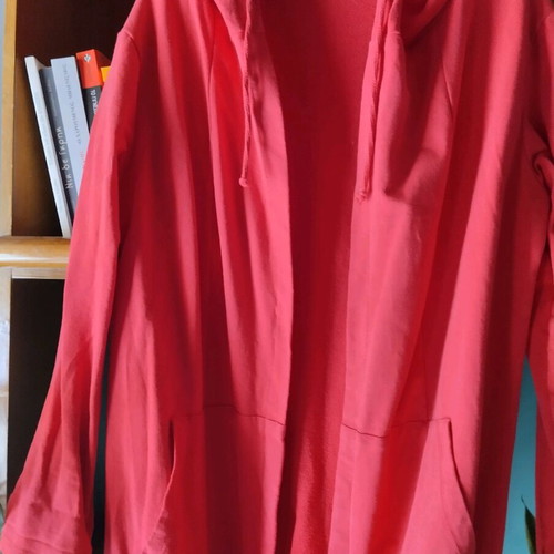 Long sweatshirt jacket like new, size M/L