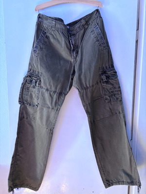 Men's cargo pants used khaki with side pockets