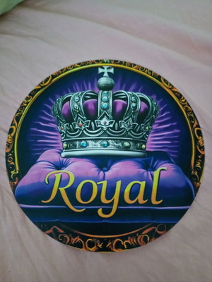 Royal wall decoration aluminum 20 cm diameter