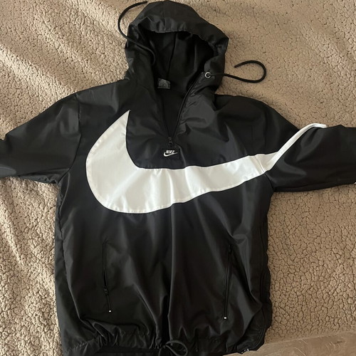 Nike Big Swoosh Windbreaker anorak size S like new, black and white