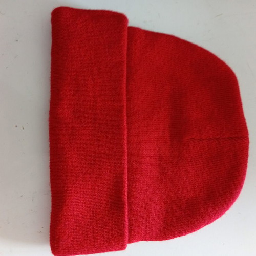 Olympiakos acrylic beanie new, one size, red