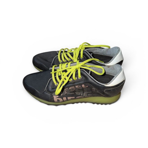 Diesel sneakers like new, black with neon green details, size 39