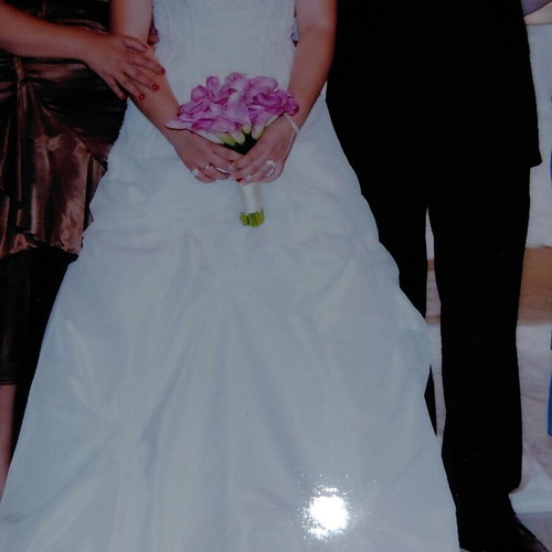 Ivory wedding dress with small train like new