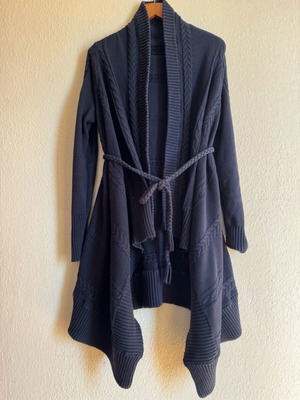 Mango knitted cardigan used with belt, blue