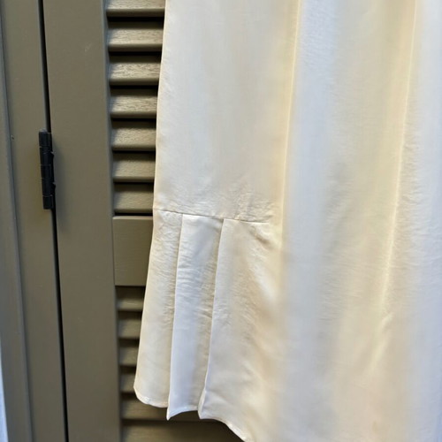 Zara satin white dress like new, knee-length