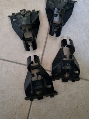 Fiat Punto roof bar feet like new, set