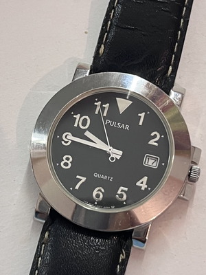 Pulsar 41mm ανδρικό ρολόι σαν καινούργιο, μαύρο