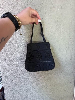 Vintage μαύρη mini handbag με χάντρες και paisley σχέδιο σαν καινούργιο