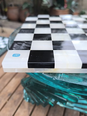 Handmade marble chessboard made in Mexico