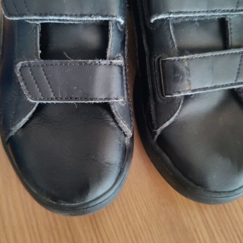 Puma athletic shoes used, size 34, black