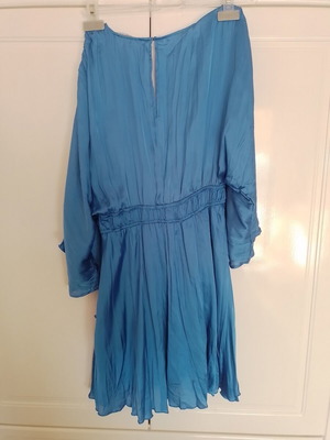 Zara satin dress with asymmetrical detail like new, blue, XS