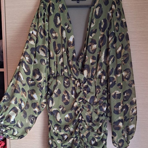 Lynne dress size 38, green and black