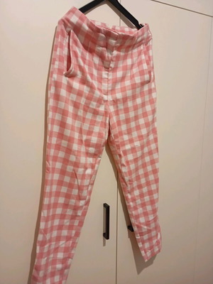 Zara παντελόνι medium μεταχειρισμένο, άσπρο και ροζ