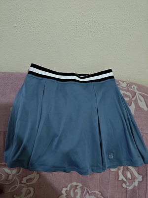 Nike tennis skirt new, size M, blue with inner leggings and side pocket