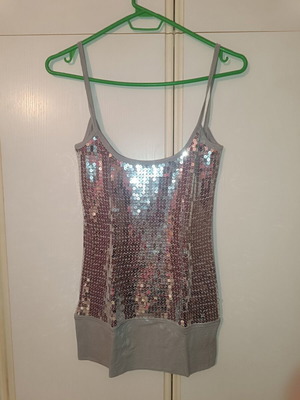 Μπλούζα Bershka σαν καινούργιο, μέγεθος S / 36 / 8