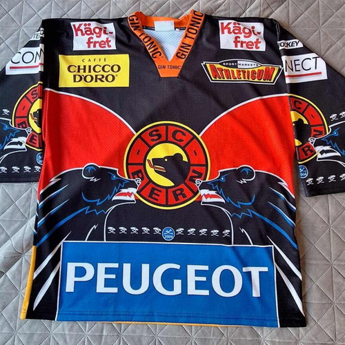 SC Bern Hockey Jersey 2004/2005 Season like new, size M/L