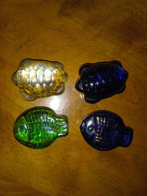 Decorative sea animals pack of 4, glass-like