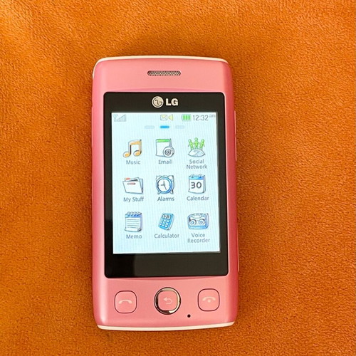 LG Cookie Lite T300 new pink phone with accessories