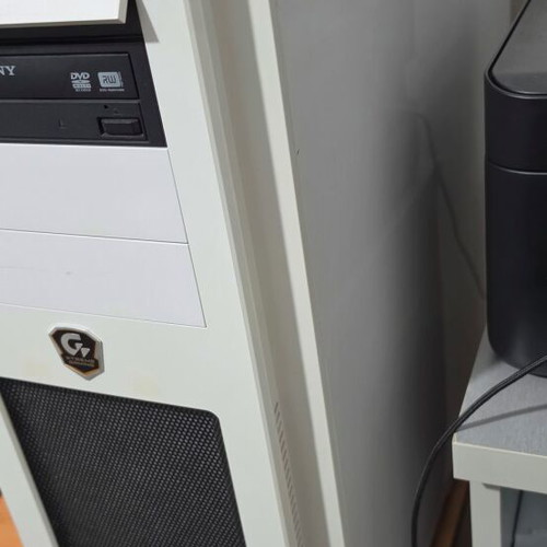 Phanteks Enthoo Pro White case like new with screw kit