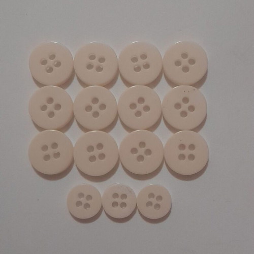 Lacoste button set for shirts, complete 15 pieces, new