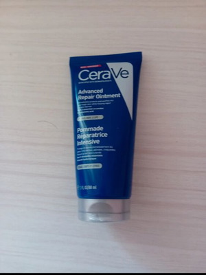 CeraVe Advanced Repair Ointment new, with 3 ceramides and hyaluronic acid