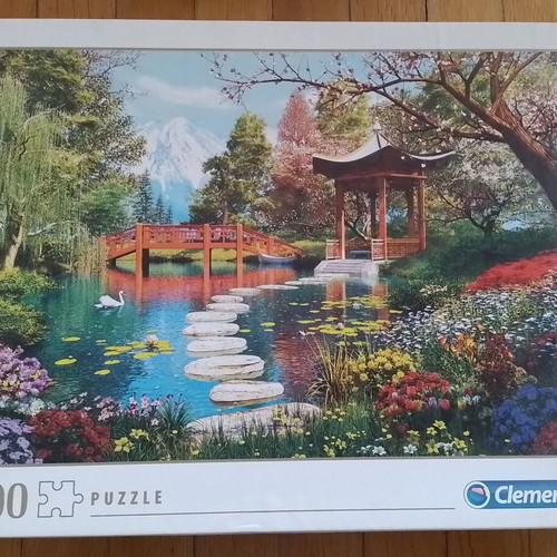Various puzzles used in excellent condition