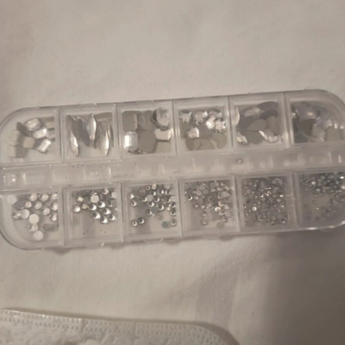 Nail decorations set, 4 pieces