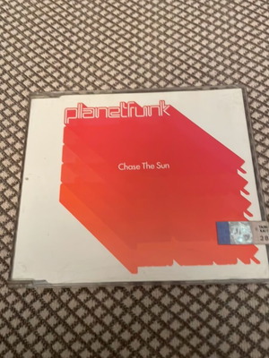 Planet Funk Chase the Sun CD single like new, electronic