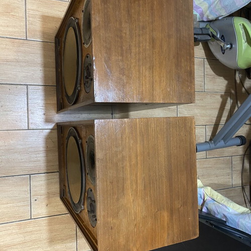 Wharfedale Dovedale 3 speakers used vintage made in England