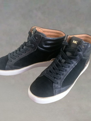 Michael Kors Kyle Sport Shoes Like New Black and Gold Size 39
