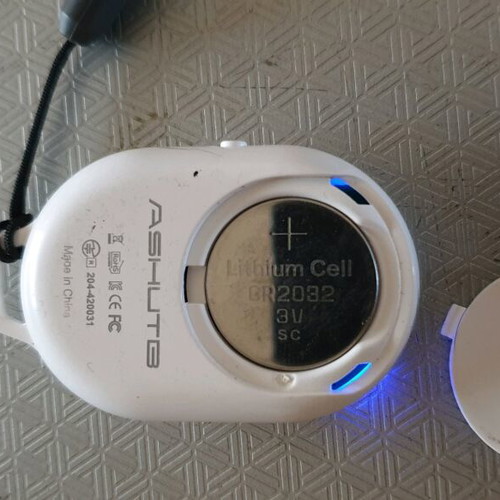 Wireless Bluetooth Camera Shutter Remote Like New