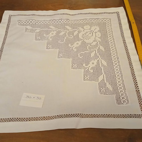 Handmade white table runner like new with floral cutwork embroidery 50x50 cm
