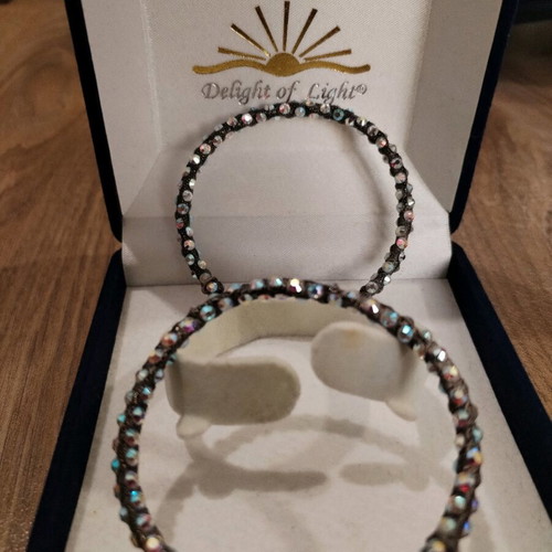 Delight of Light earrings with Swarovski like new